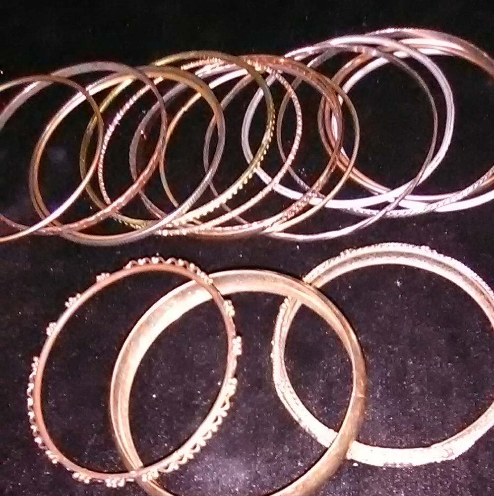 Bracelets - Picture 5 of 5